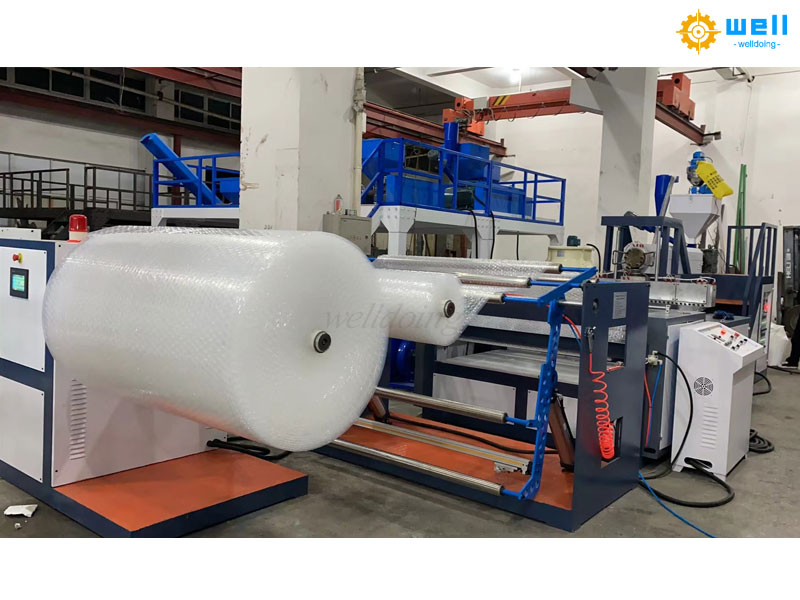 Operational details of the air bubble film machine