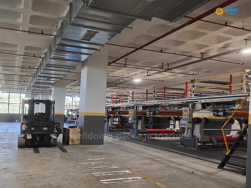 The key to the operation of grey cardboard production line