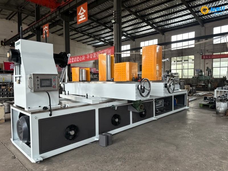 https://www.wd-cartonmachine.com/automatic-spiral-paper-core-tube-making-machine-product/