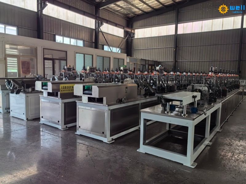 https://www.wd-cartonmachine.com/automatic-paper-corner-board-making-machine-product/