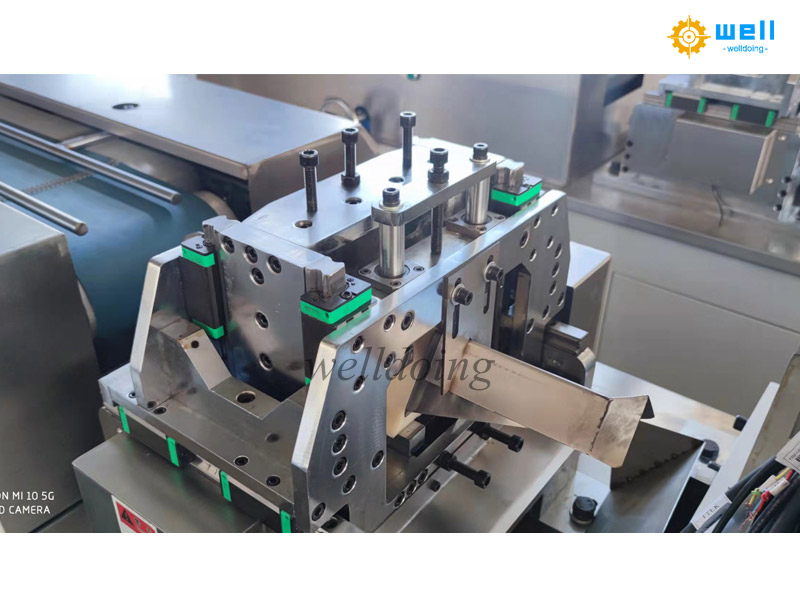 Automatic Paper Corner Protector Machine for Carton Protection