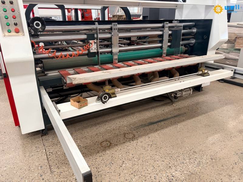 https://www.wd-cartonmachine.com/automatic-corrugated-box-folder-gluer-stitcher-machine-product/