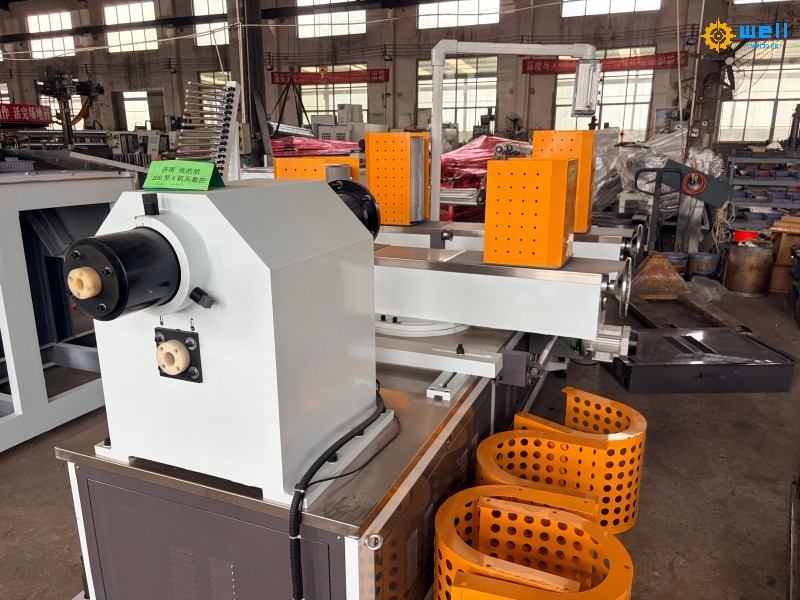 https://www.wd-cartonmachine.com/automatic-spiral-paper-core-tube-making-machine-product/