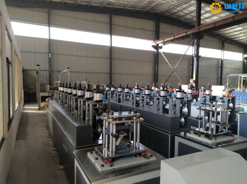How to operate paper corner protector making machine?