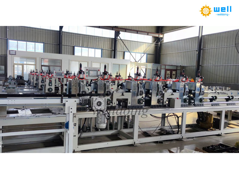 https://www.wd-cartonmachine.com/paper-edge-protector-machine-paper-v-corner-board-making-machinery-product/