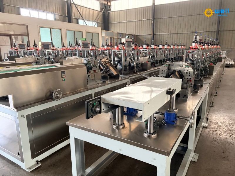 https://www.wd-cartonmachine.com/paper-angle-edge-corner-cardboard-protector-making-machine-product/